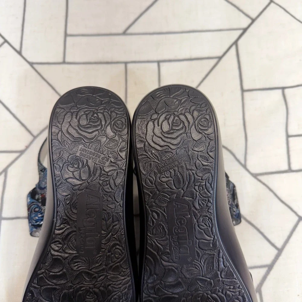 Alegria Platform Sandals Size 38 Black Metallic Paisley Brocade Leather BAI-611